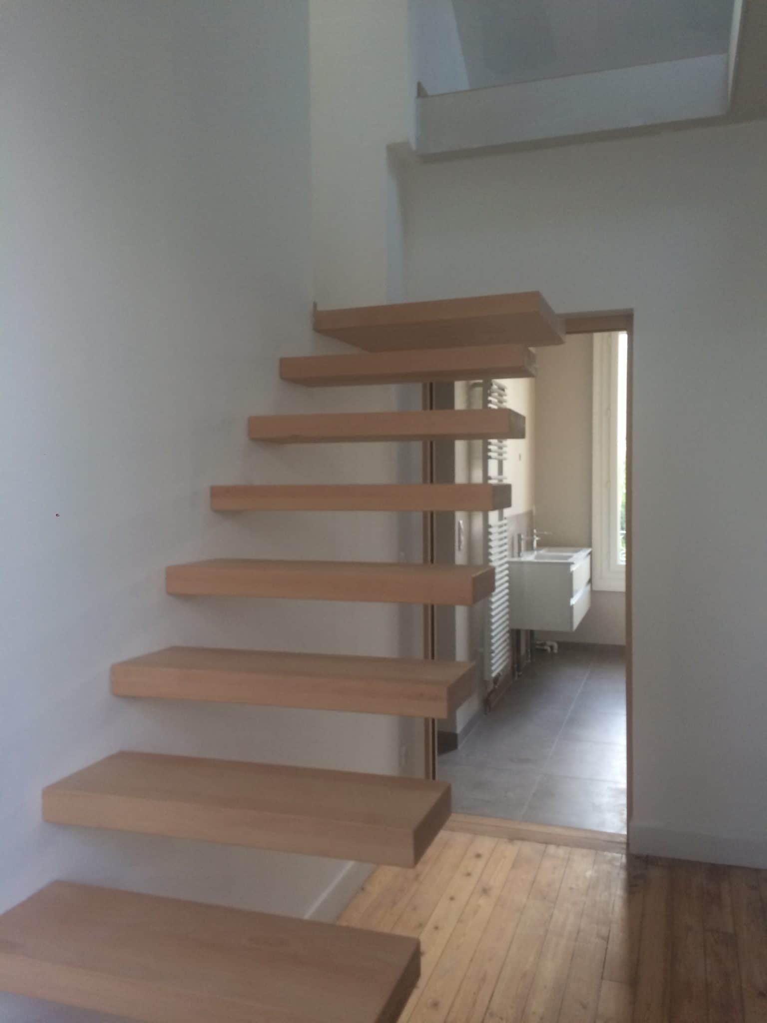 ESCALIER + SDB